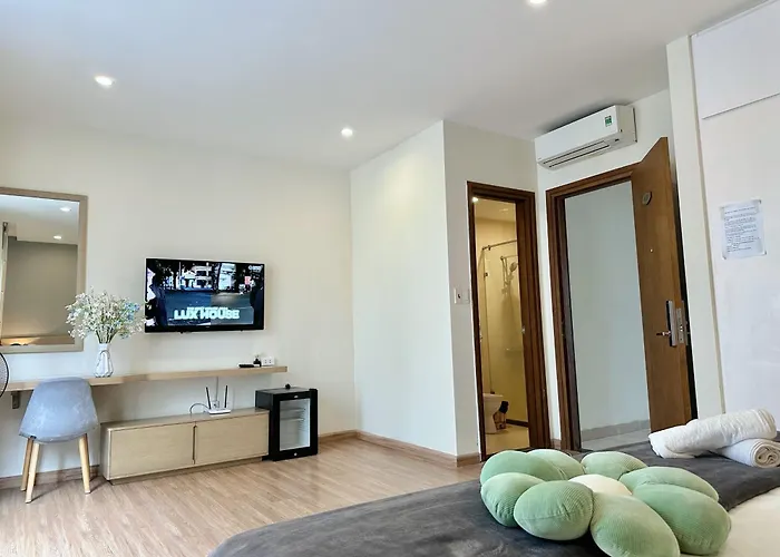 Royal Lotus Vip Apartment *